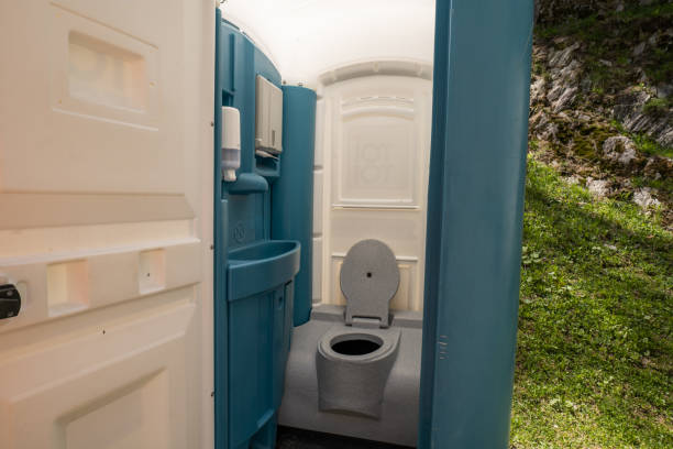 Best Standard Portable Toilet Rental  in Una, WA